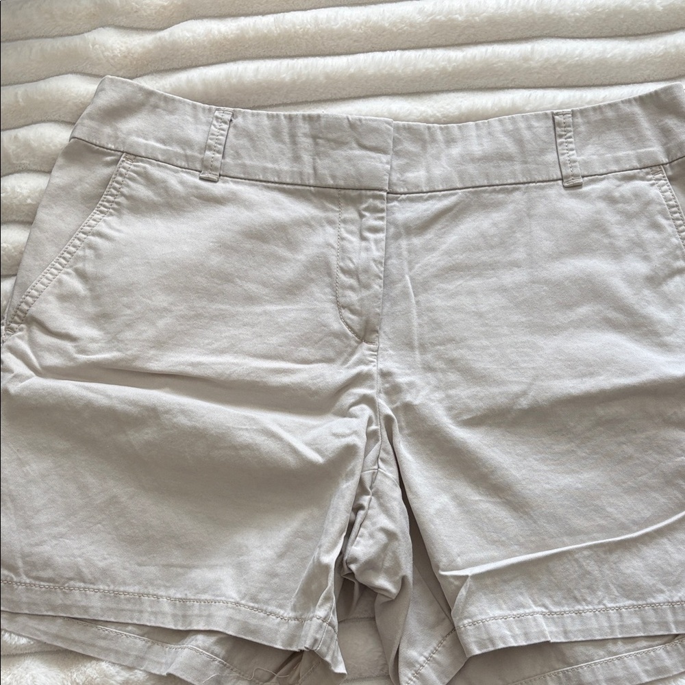 LOFT Women's Cream Chino Shorts